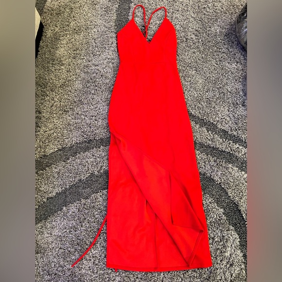 NWT! Forever 21 Red Cutout Cross Back Lace Up Midi Dress - Picture 2 of 5